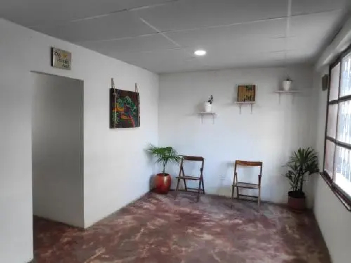 Bay House Hostel