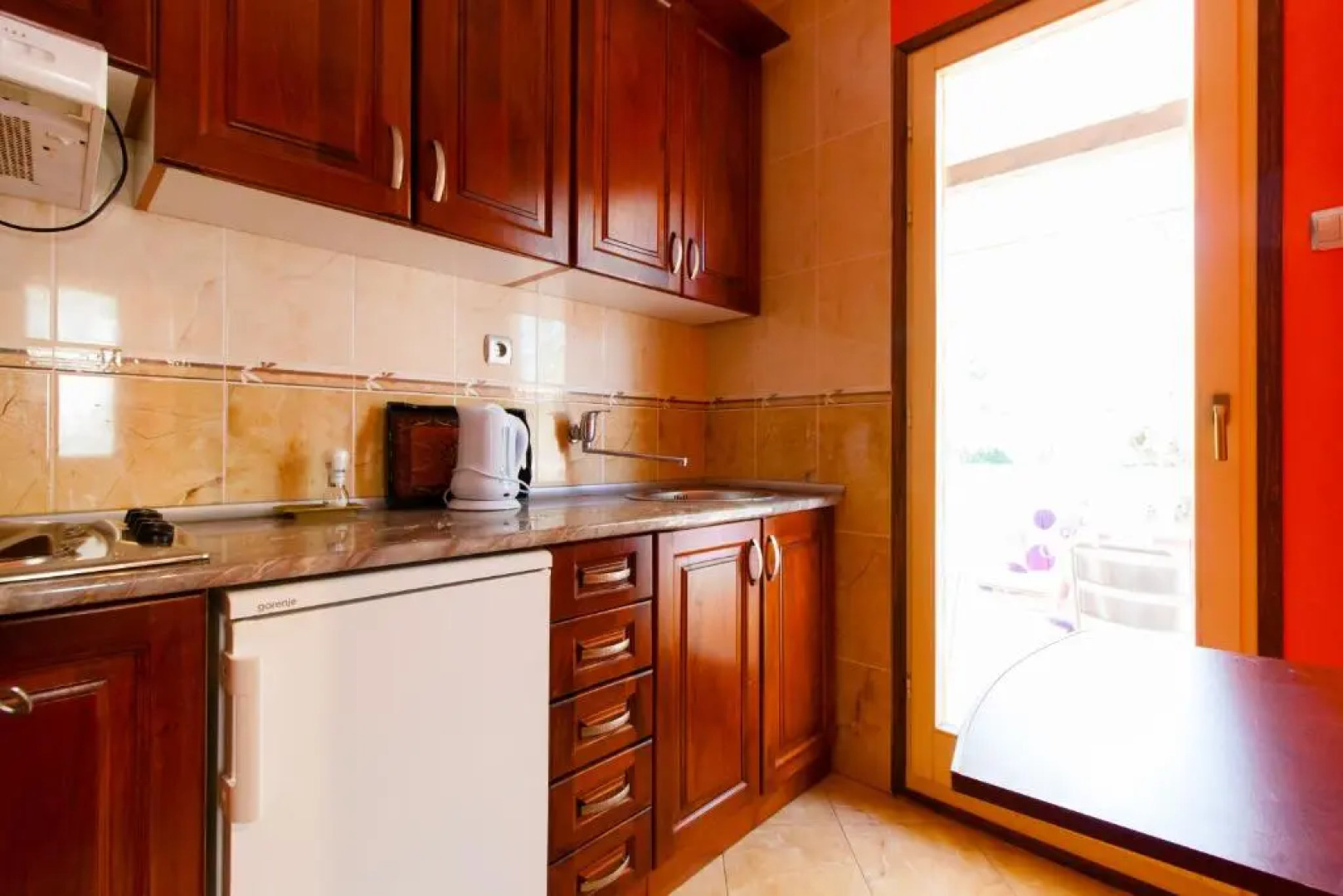 President Bungalows and Apartments