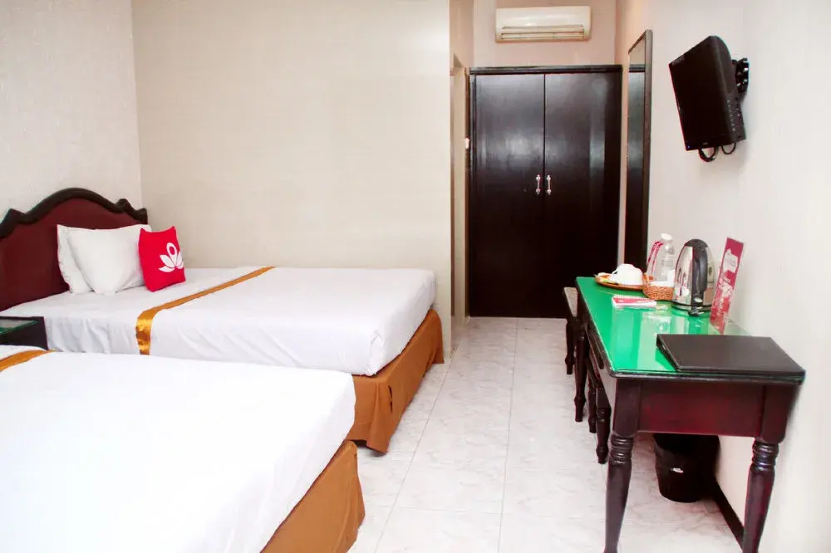 ZEN Rooms By Pass Juanda