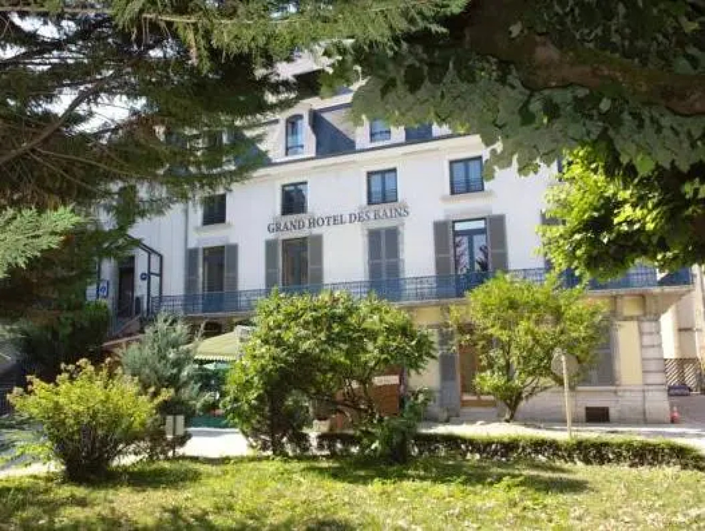 Logis Grand Hôtel Des Bains
