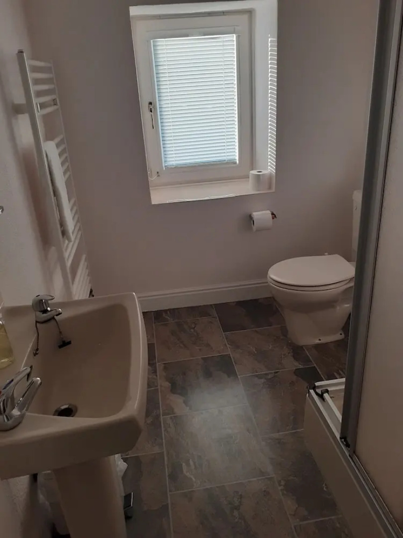 Forest How Guest House