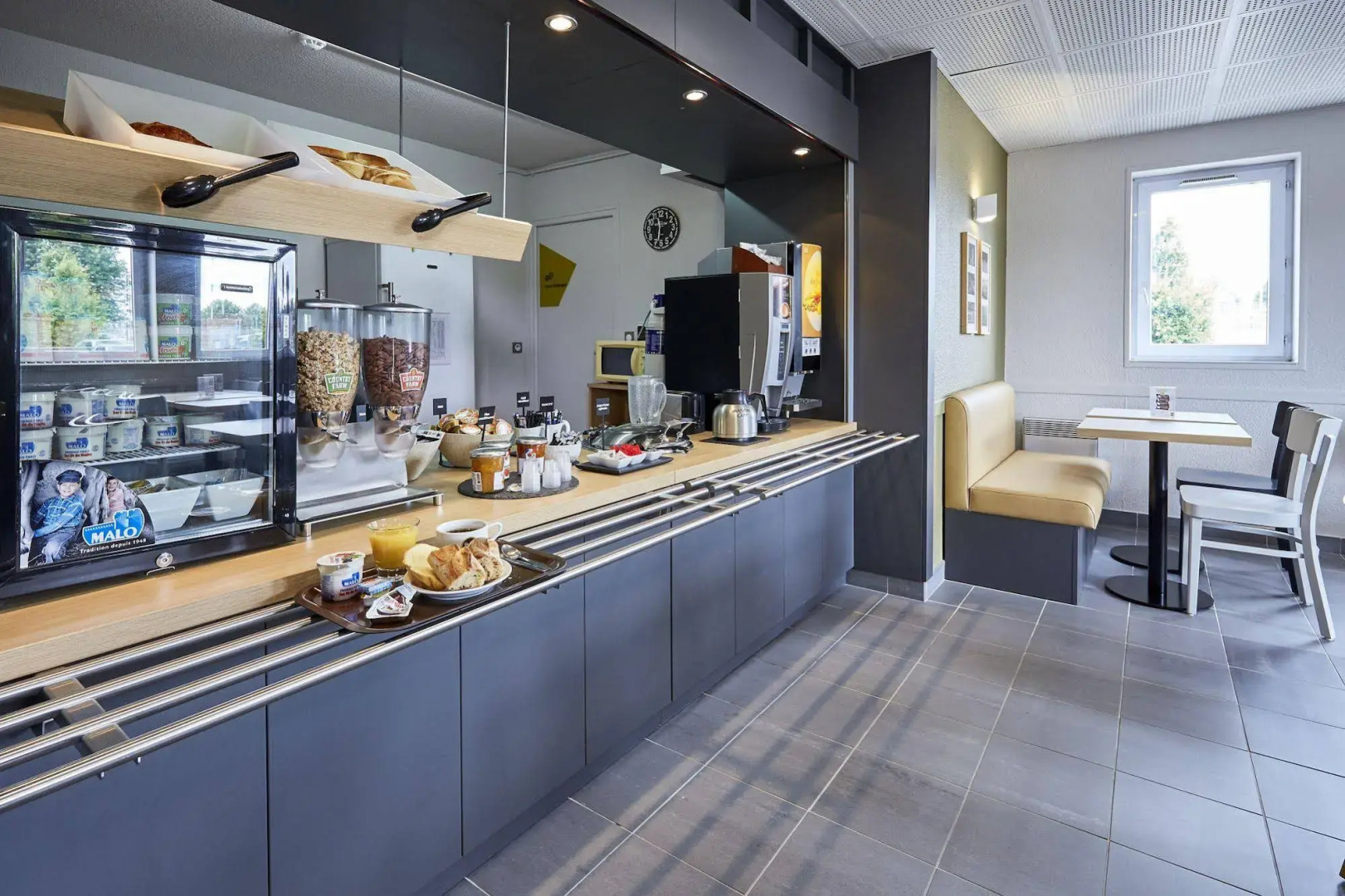 B&B HOTEL Caen Mémorial