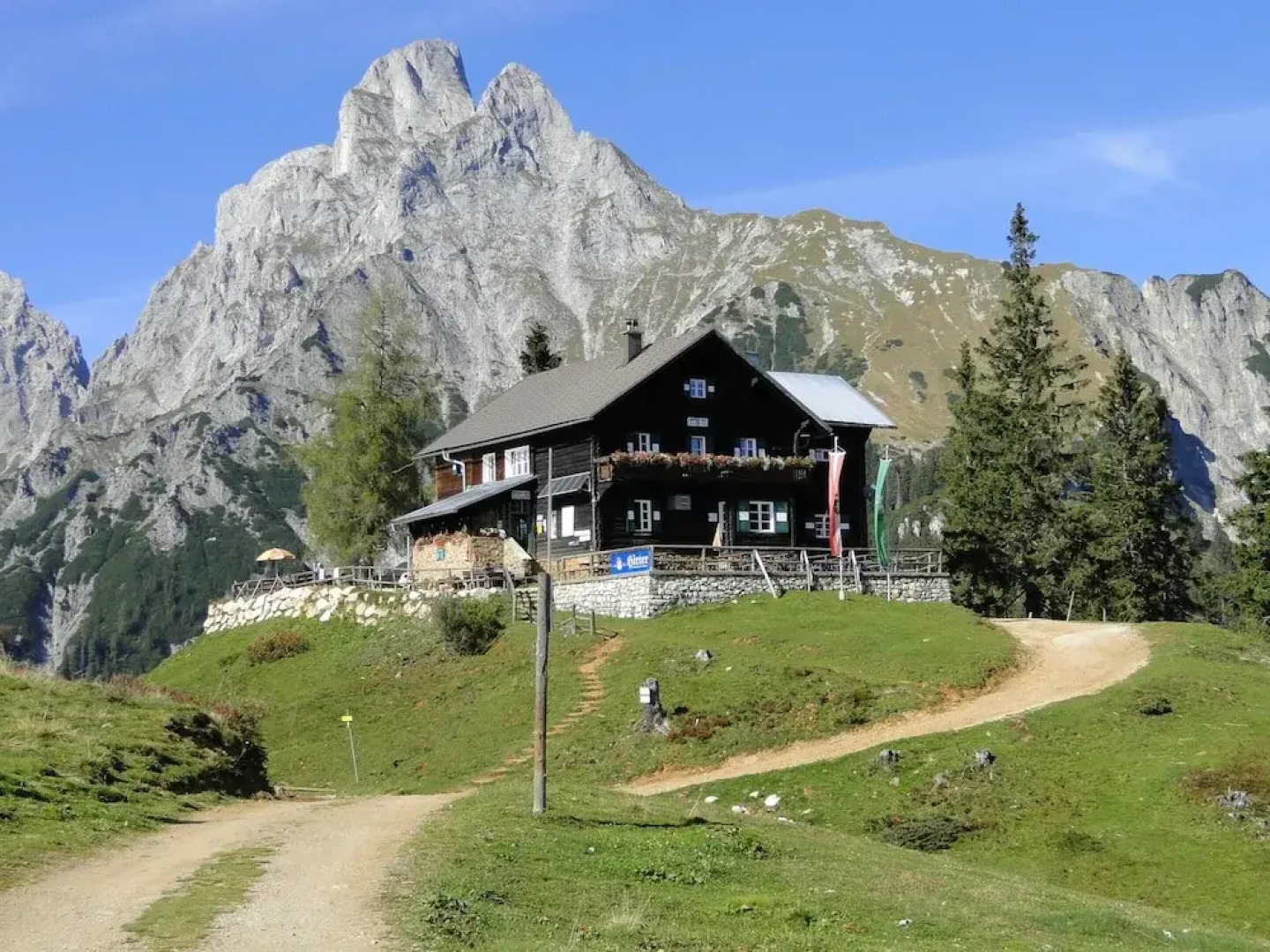 Cozy Chalet in Hohentauern near Ski Area