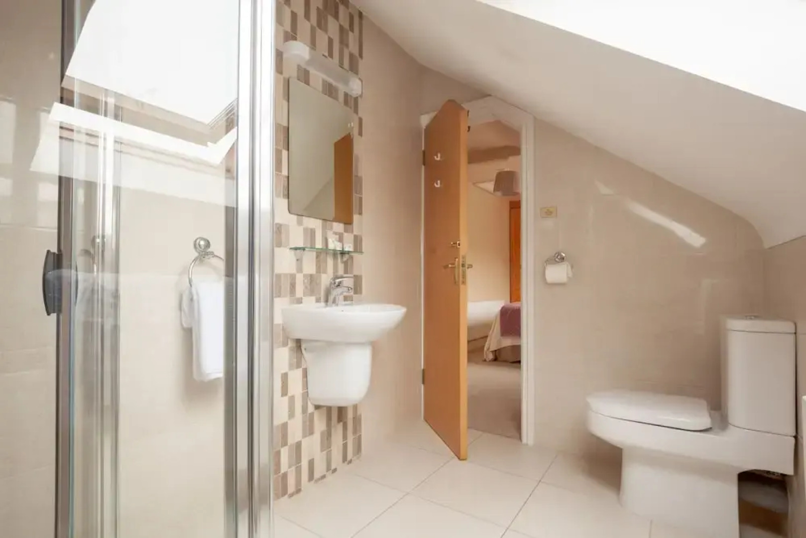 Hotel Seaview Heights