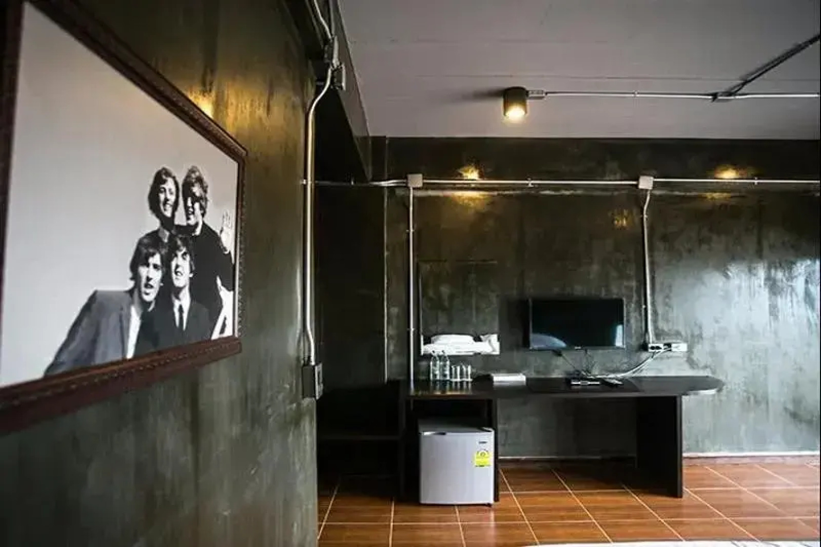 The Season Airport Udonthani By Zuzu