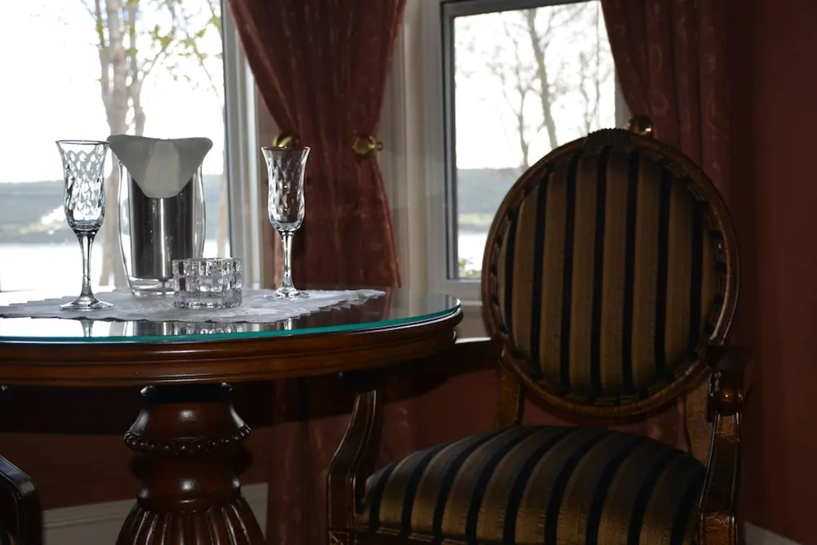 Rose Manor Inn B & B