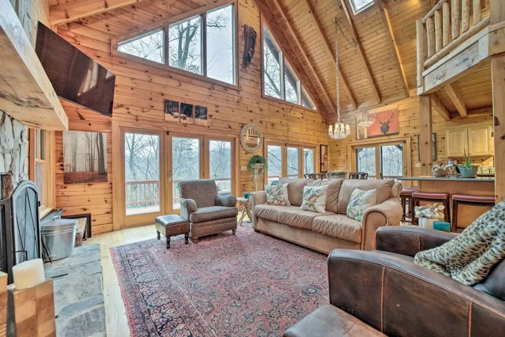 Walk to Golfing: Grand Maggie Valley Cabin!