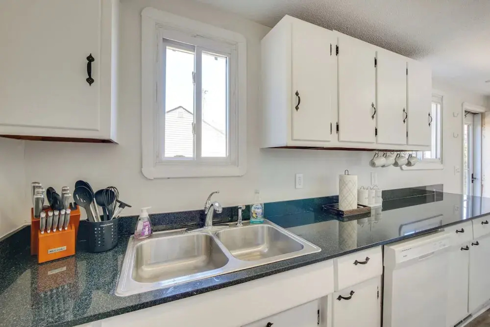 Cleveland Home w/ Fenced Yard ~ 10 Mi to Downtown!