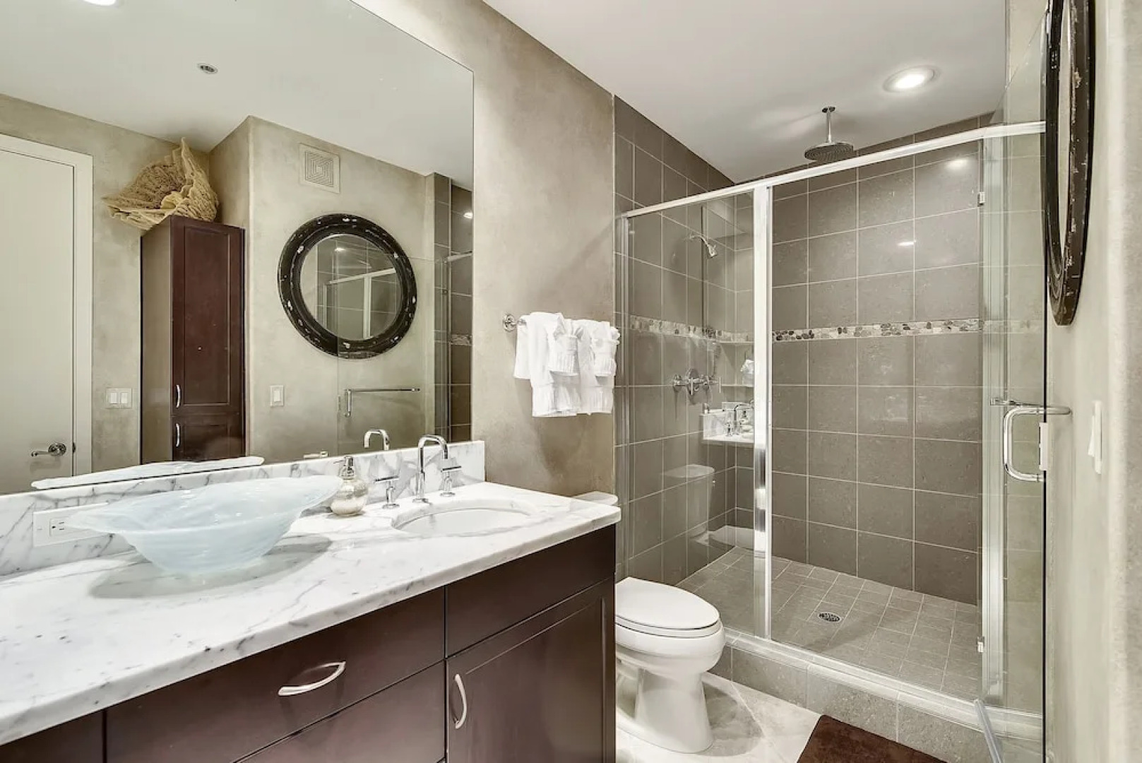 Diamond Beach 708 - Kohinoor