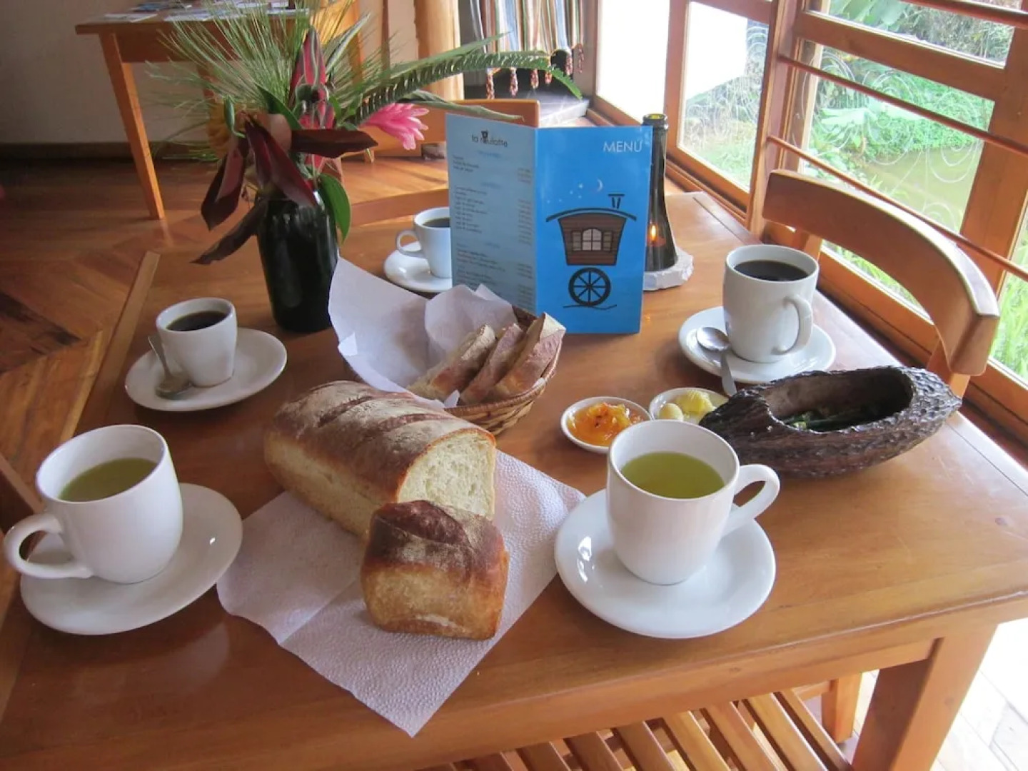 Hosteria La Roulotte Mindo