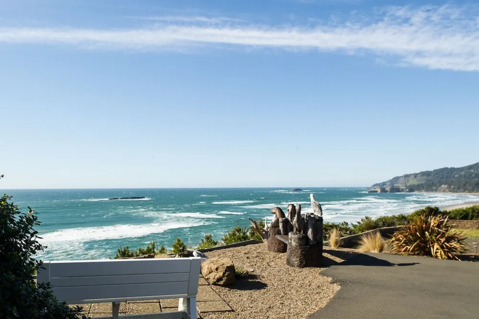 Beverly Beach Overlook for 8 by RedAwning