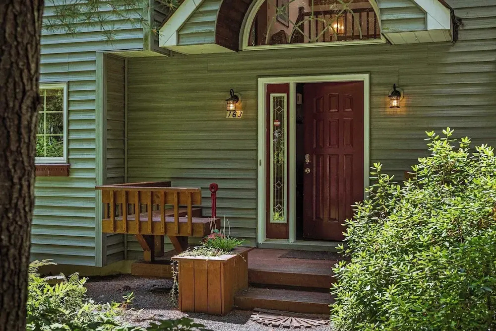 Tranquil Waterside by Avantstay Lakefront + Dock, Game Room, Views