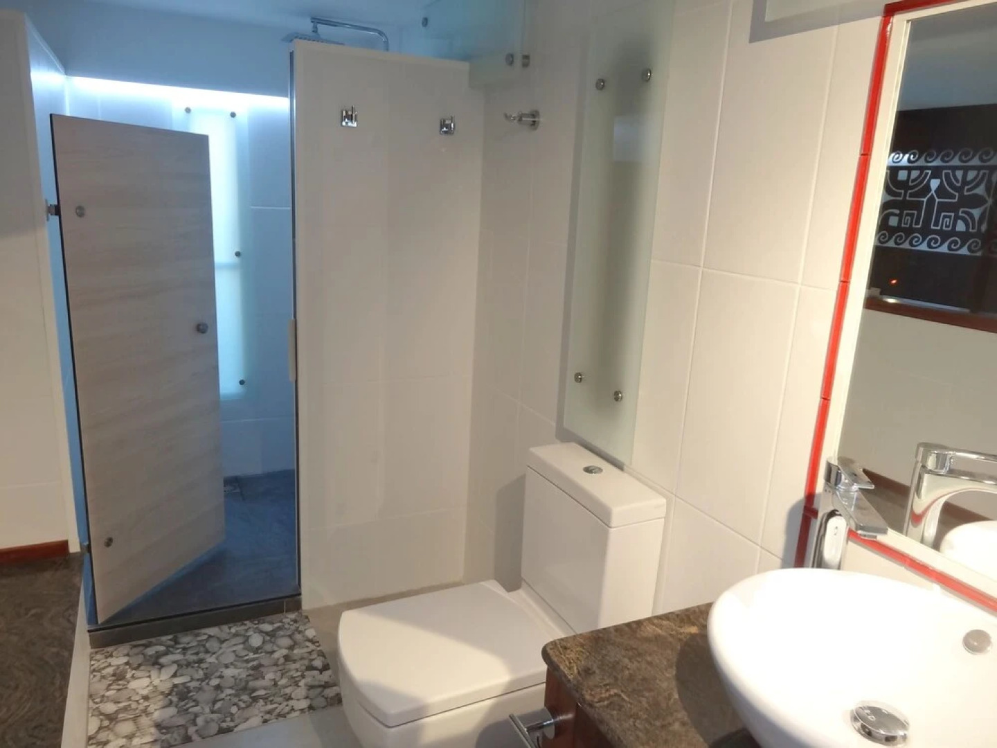 Rangiroa Tiputa Lodge B&B