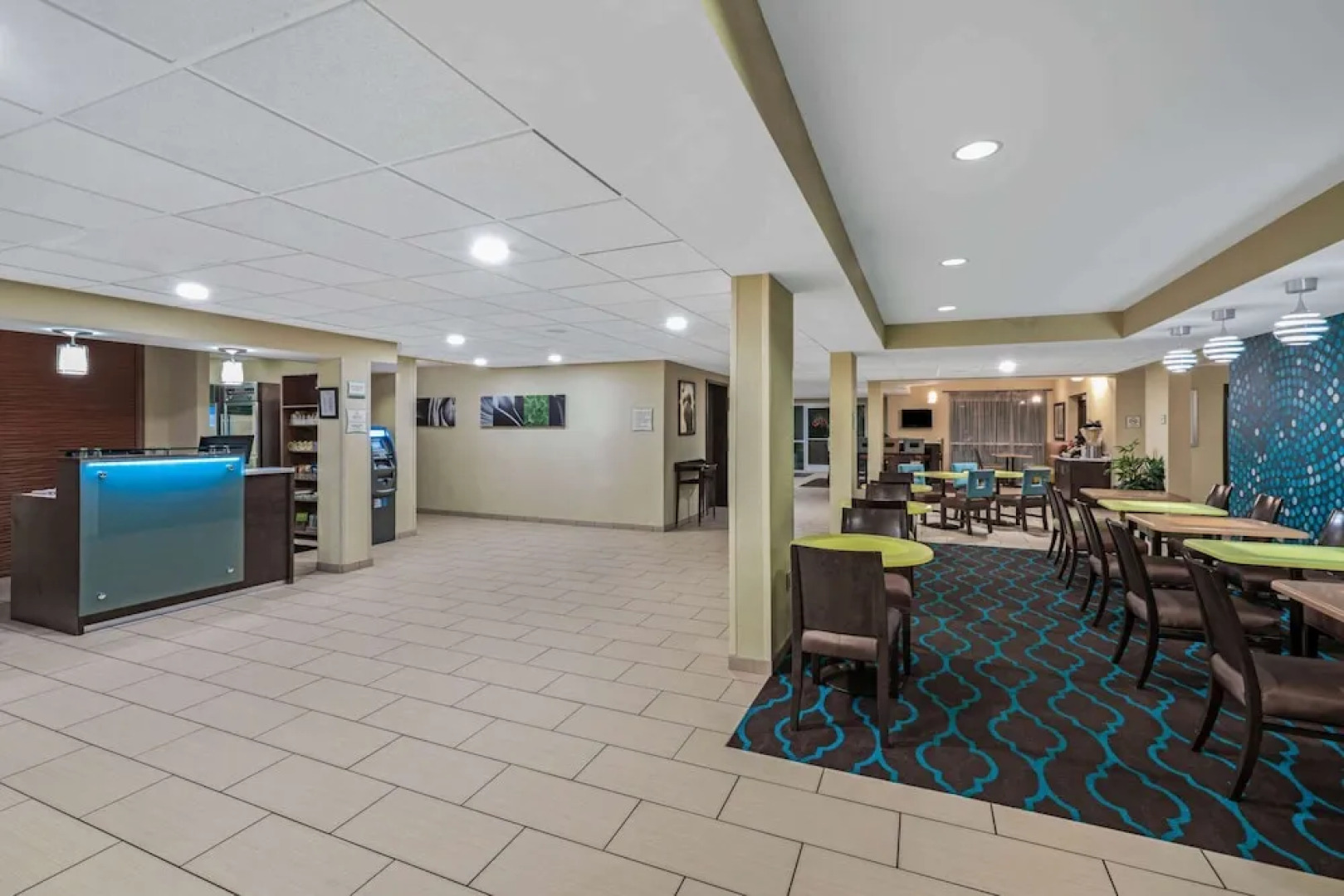 La Quinta Inn & Suites Knoxville Airport