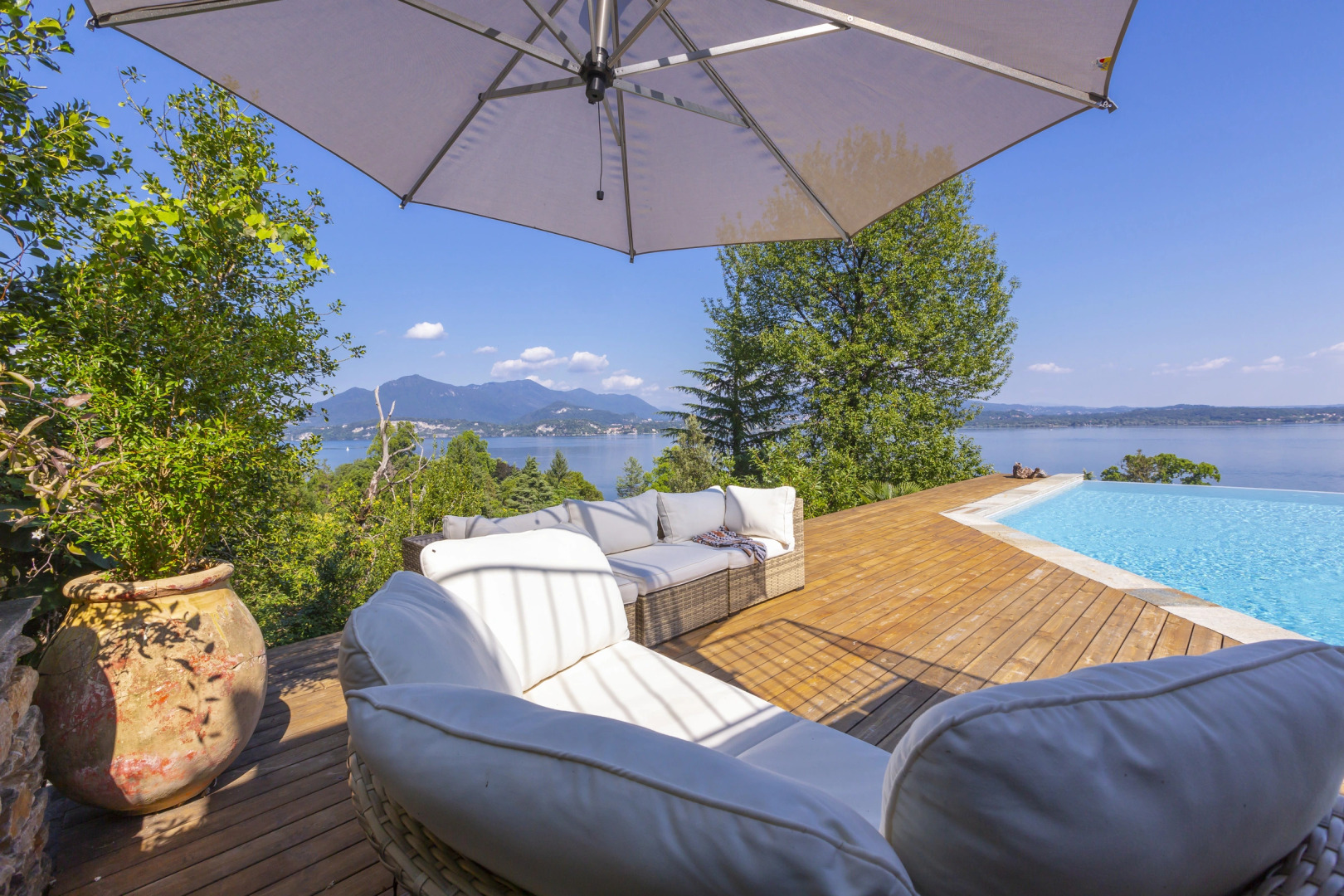 Paradis Relais Infinity Pool View