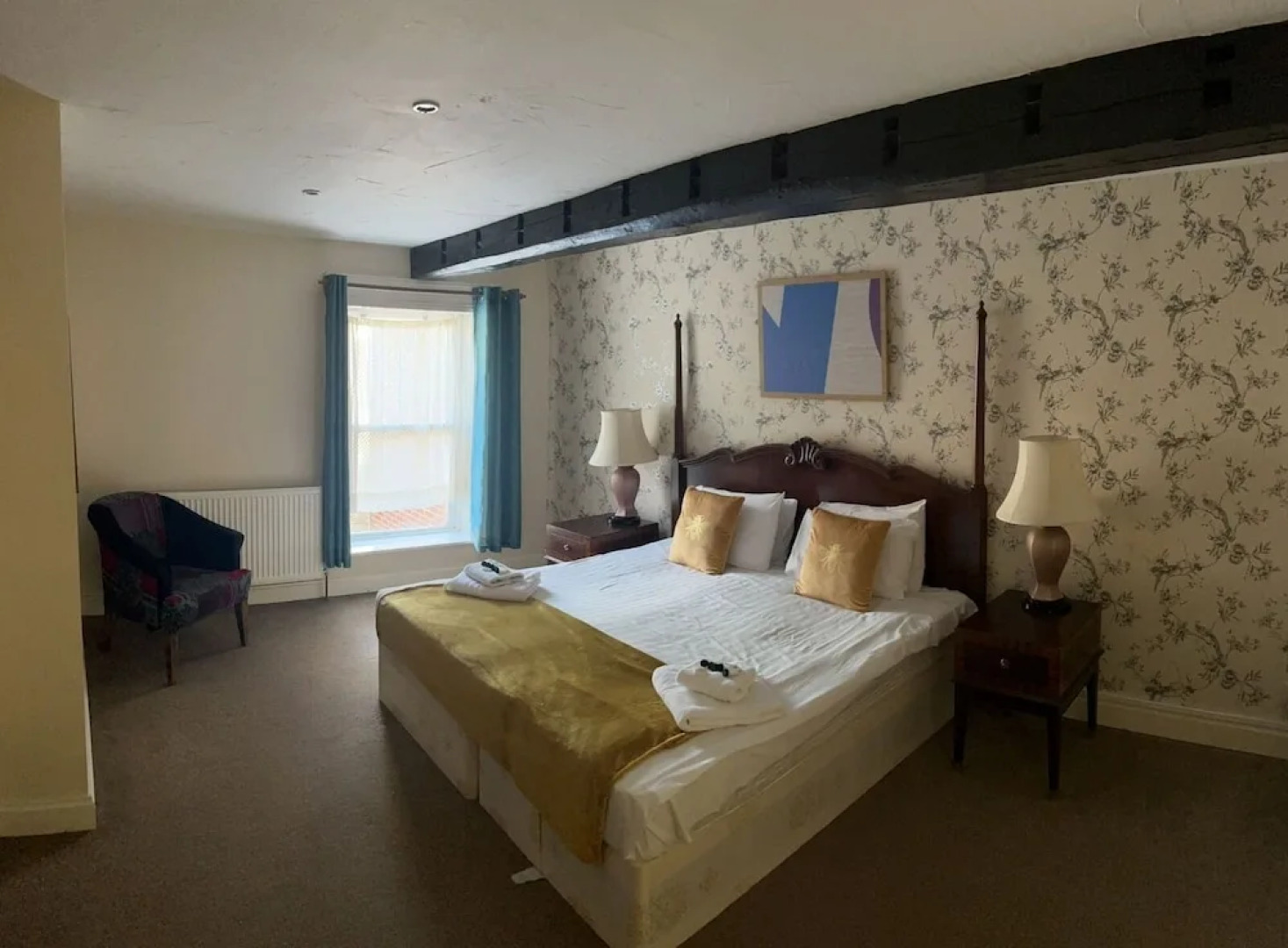 The Rose and Crown Hotel