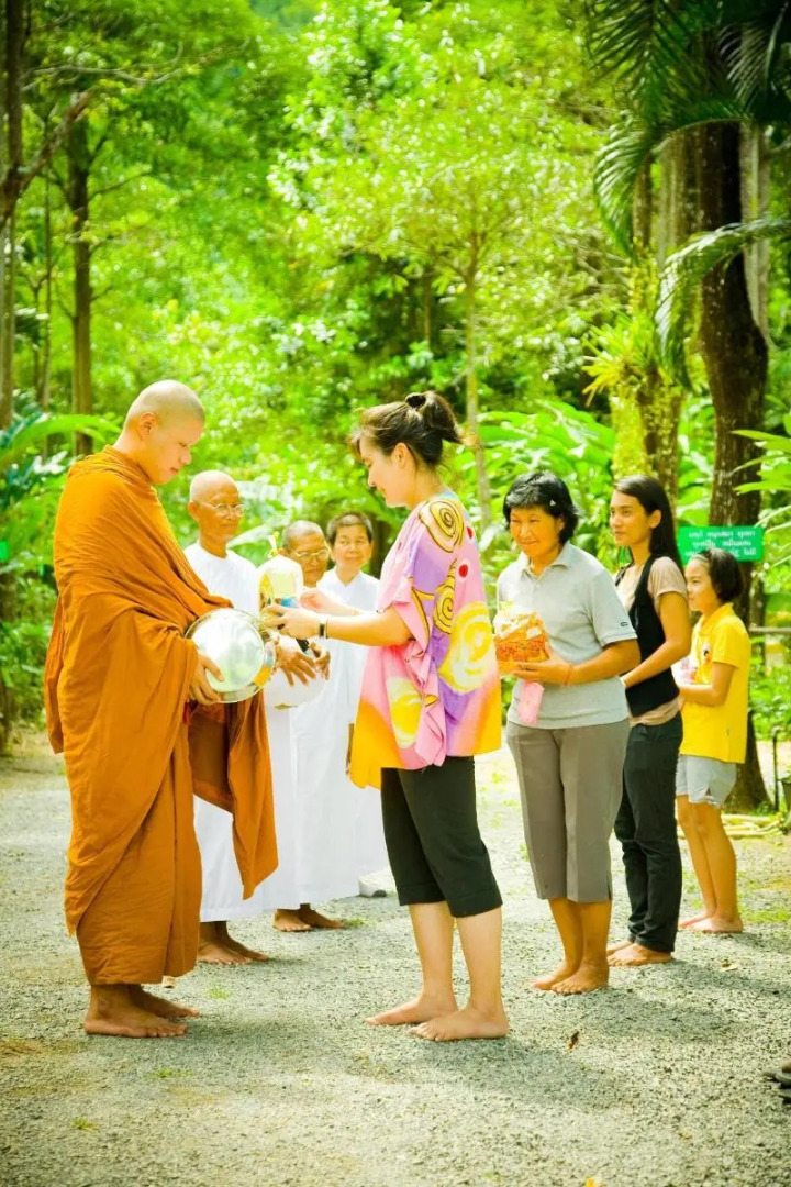 Huaykhakhaeng Country Home Resort