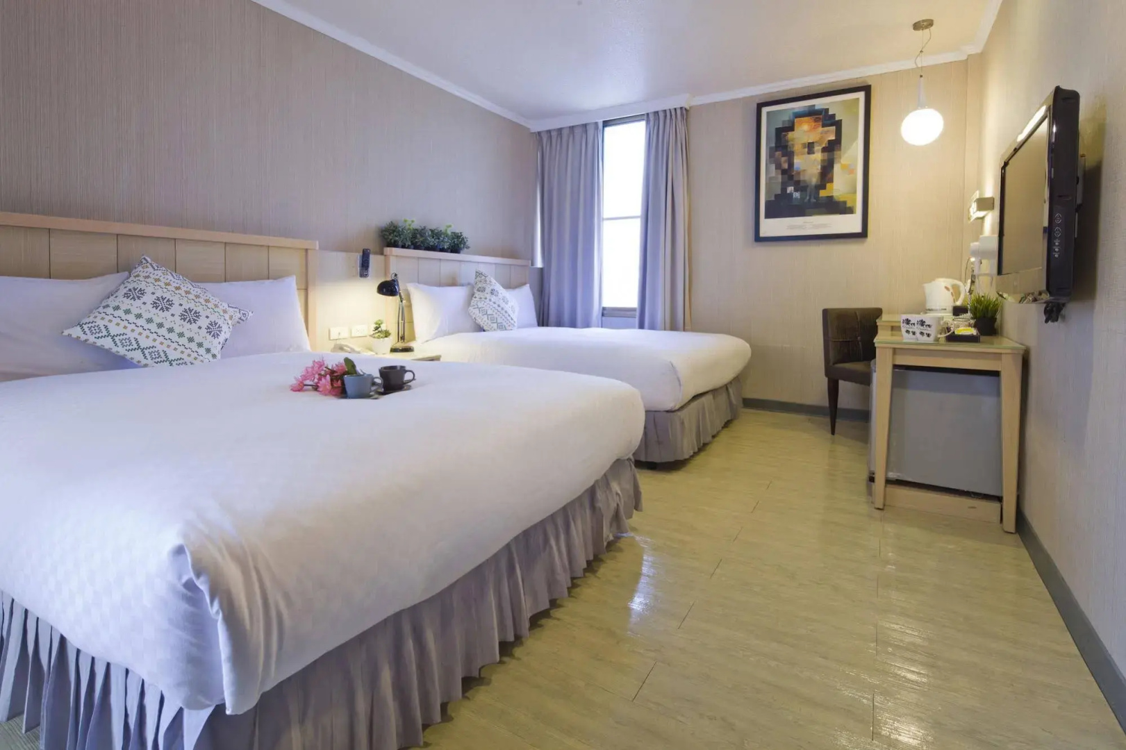 Just Enjoy Business Hotel
