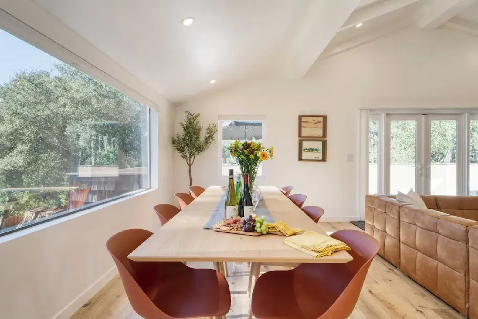 Sunridge Lookout by Avantstay Big Backyard Oasis + Patio, Central Location