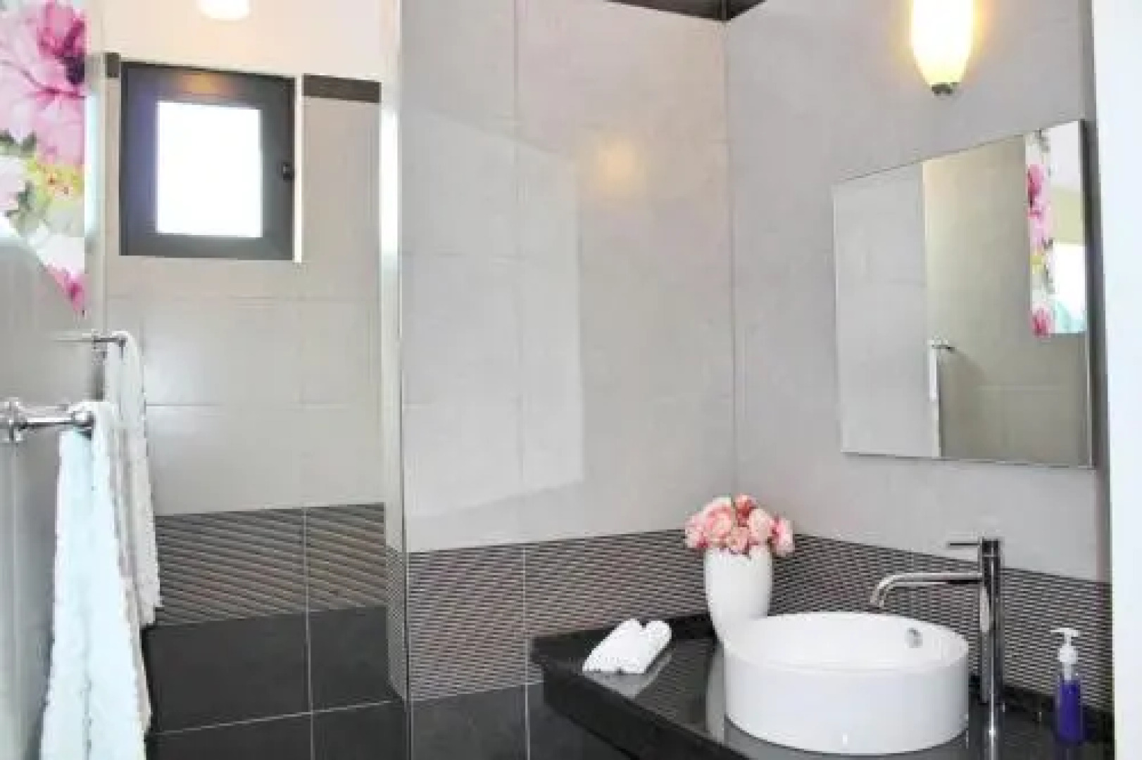 Grayci's House by OurMadeira