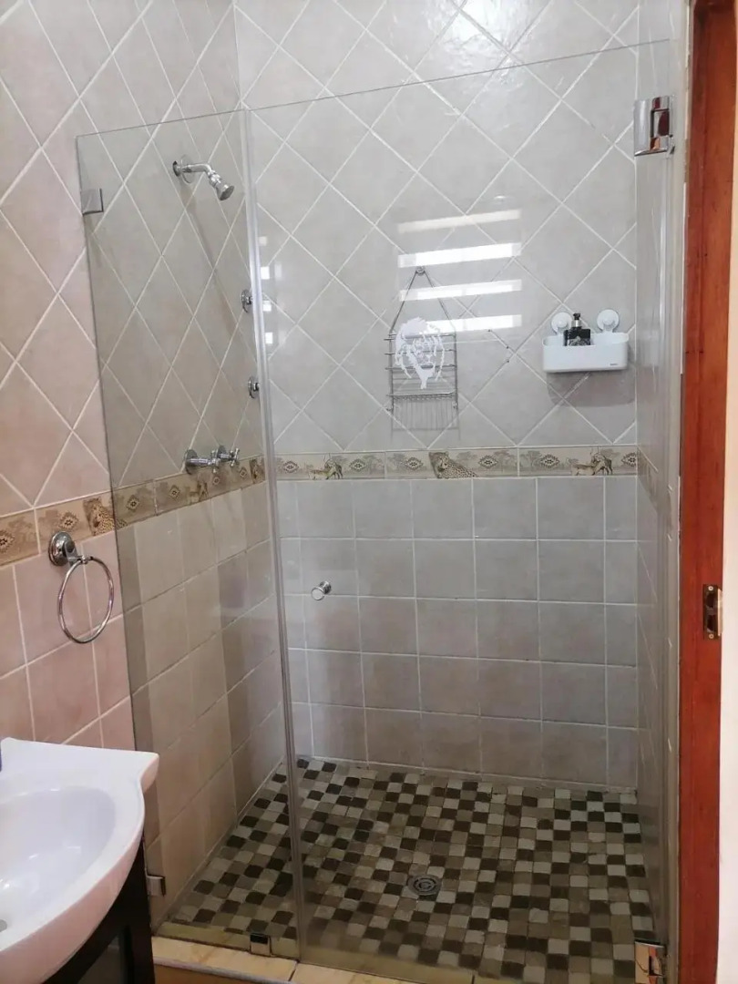 Lions Rest Guest House