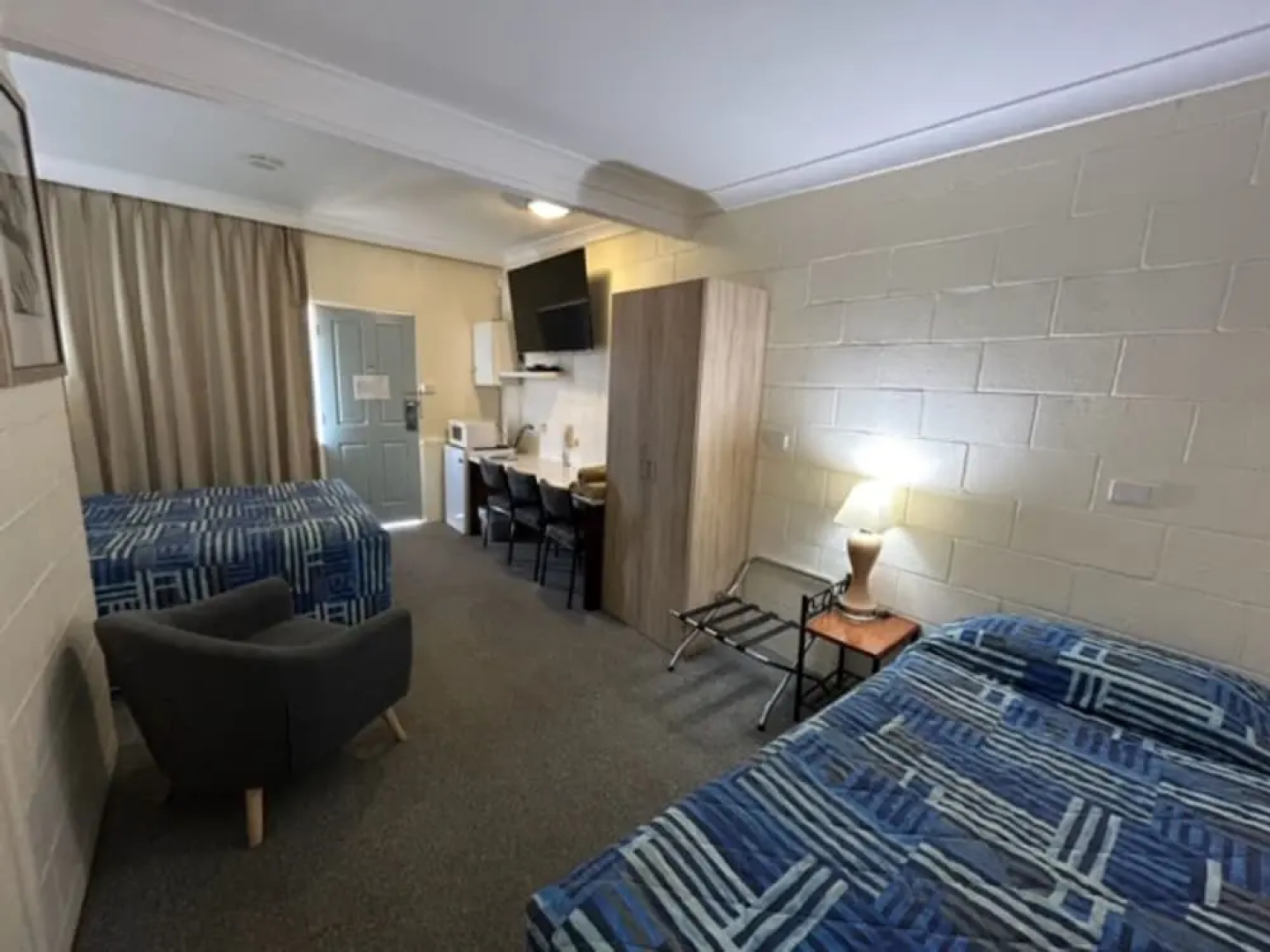 Warren Motor Inn