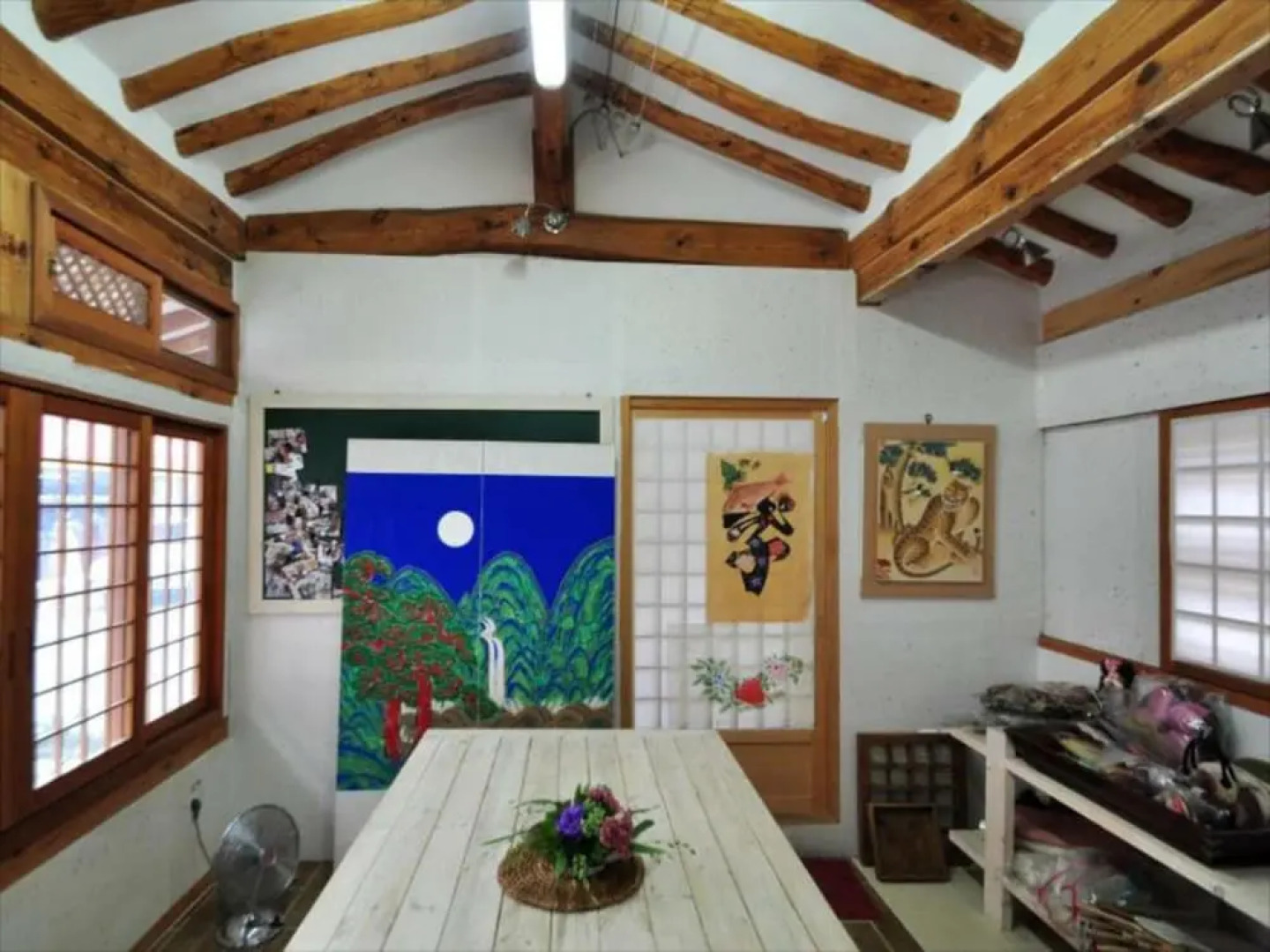 Gallery Jin Hanok Guesthouse
