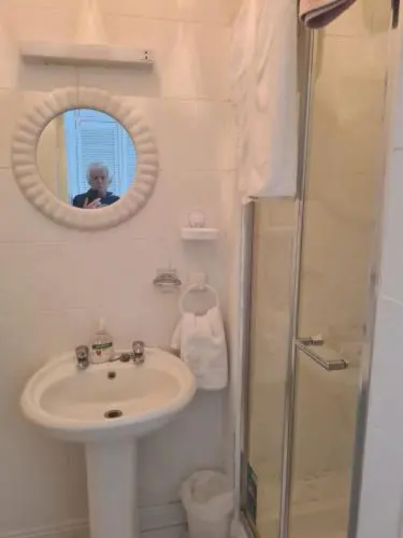 Innisfree Guest House