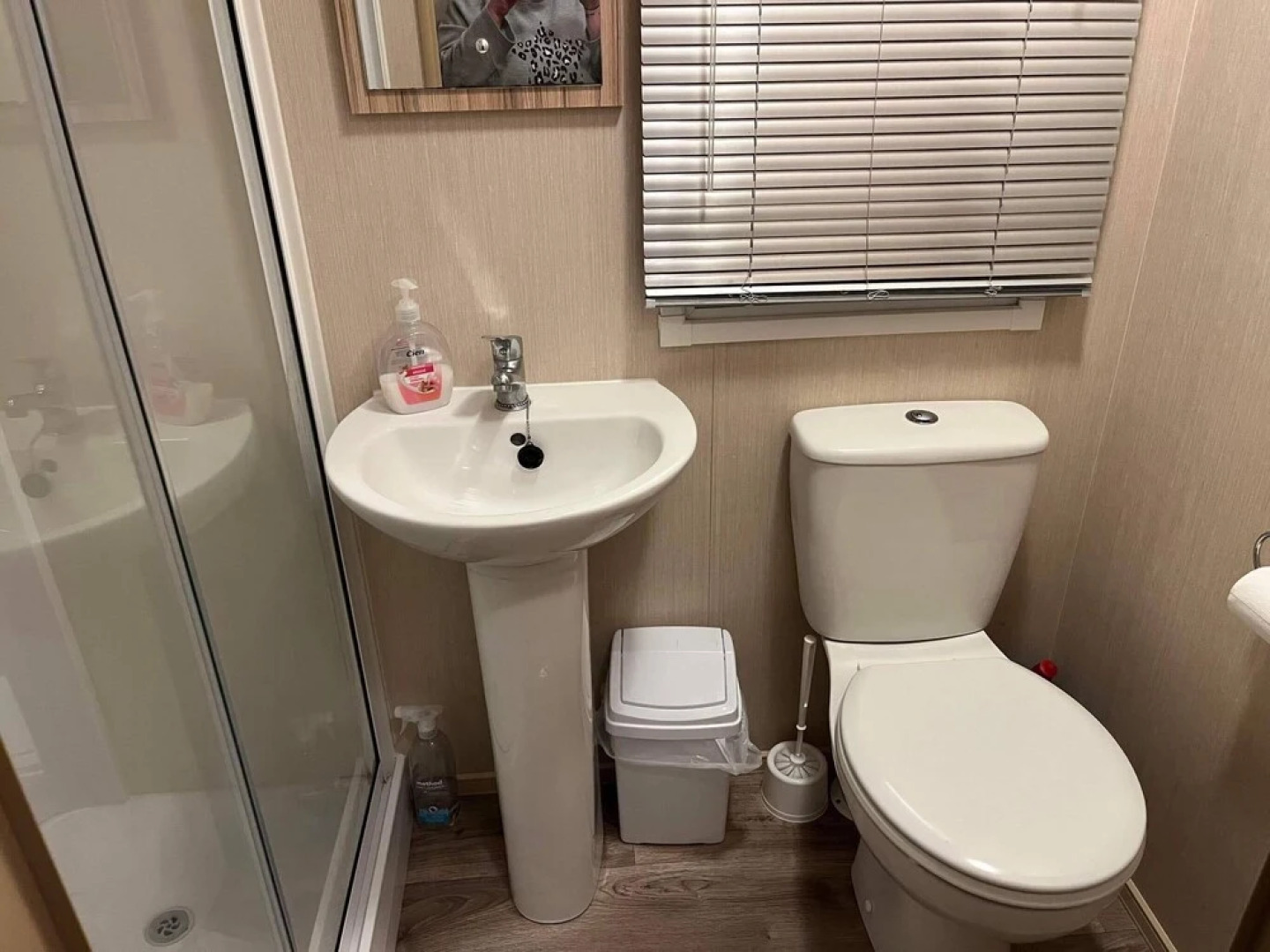 pet Free 2 Bedroom Caravan With Decking at Heacham