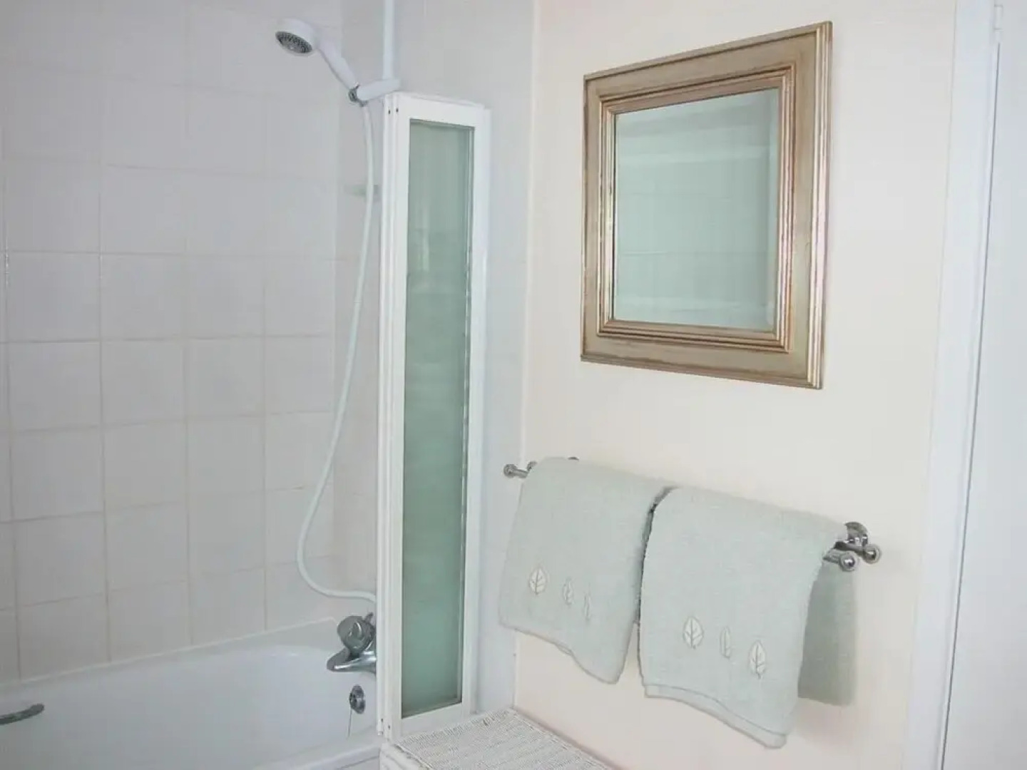 Winterbourne Cottage, Salisbury