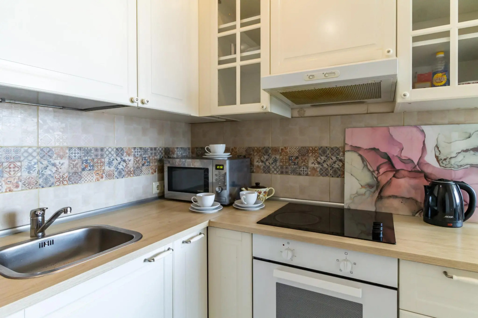 Moment House (Момент Хаус) на улице Молодёжная 4