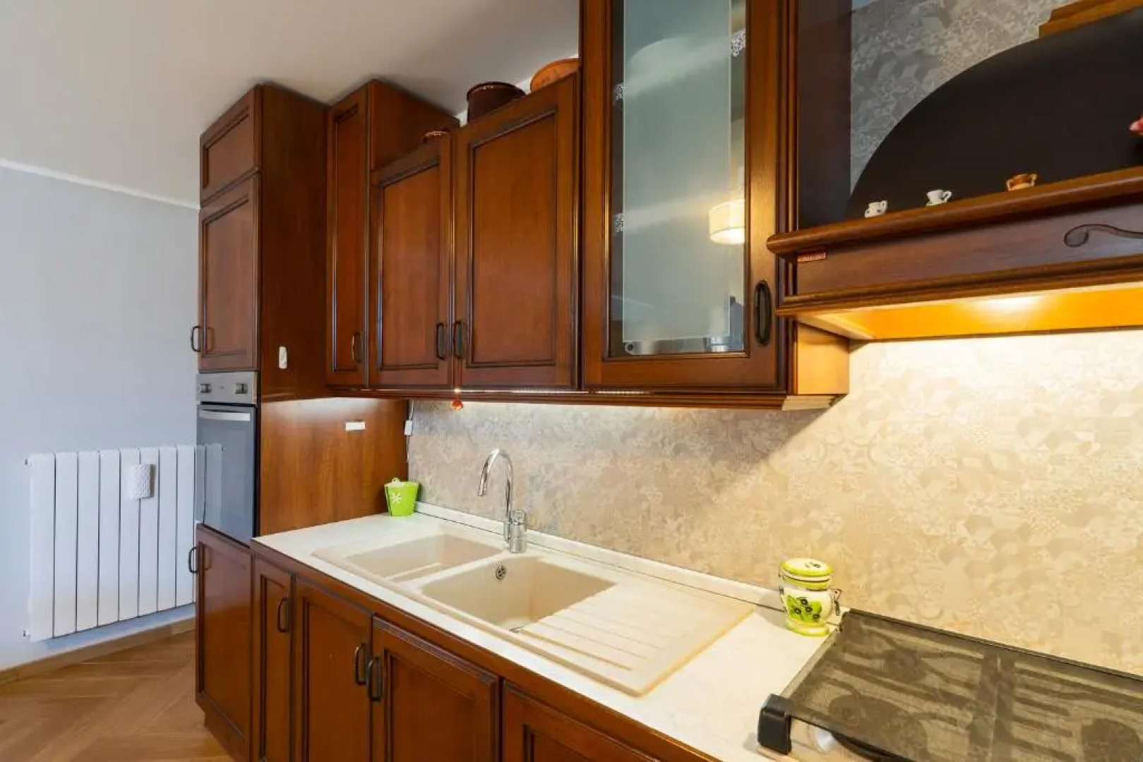 Intera villa con 2 bagni 4 camere da letto e box auto