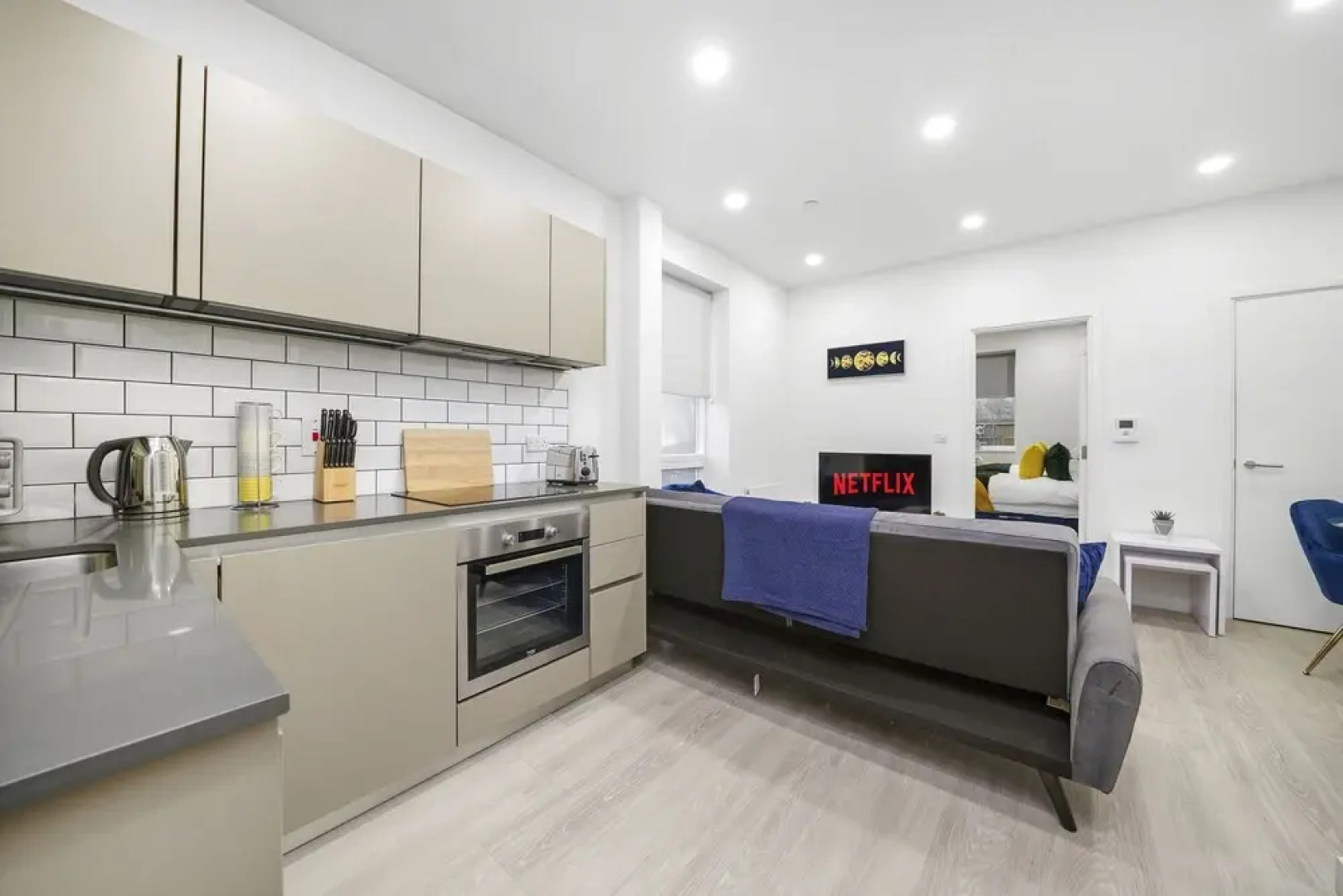 Central Stevenage Luxury 2 Bed Apartment