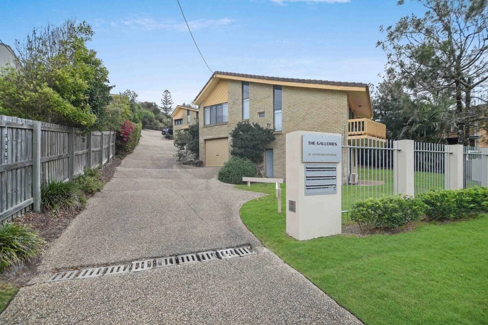 Galleries 3 - 3/28 Peregian Esplanade