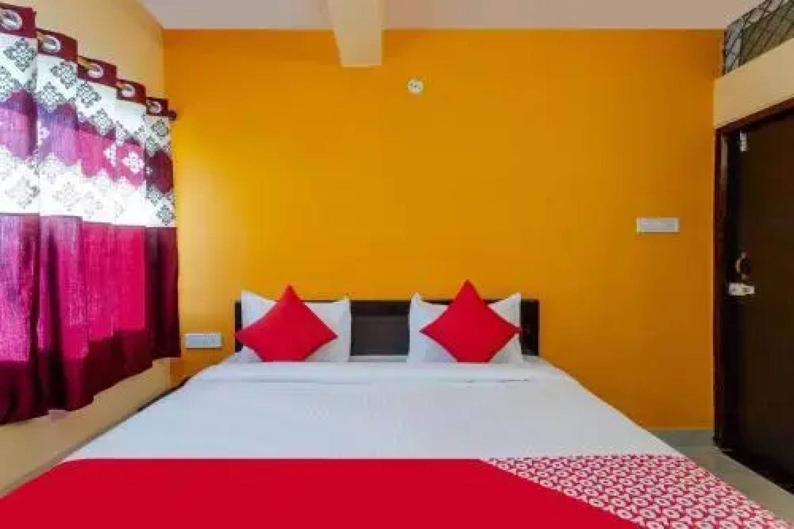 Hotel Decision by OYO Rooms