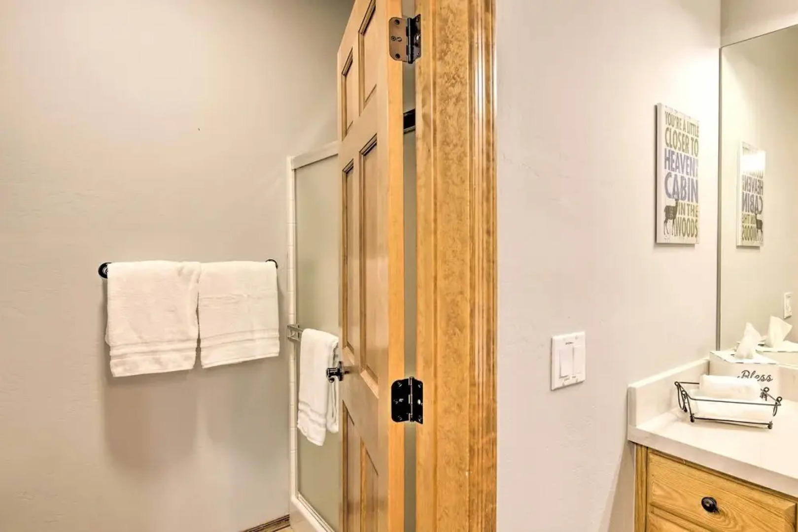 3 Mi to Golf Course: Show Low Escape w/ Fire Pit