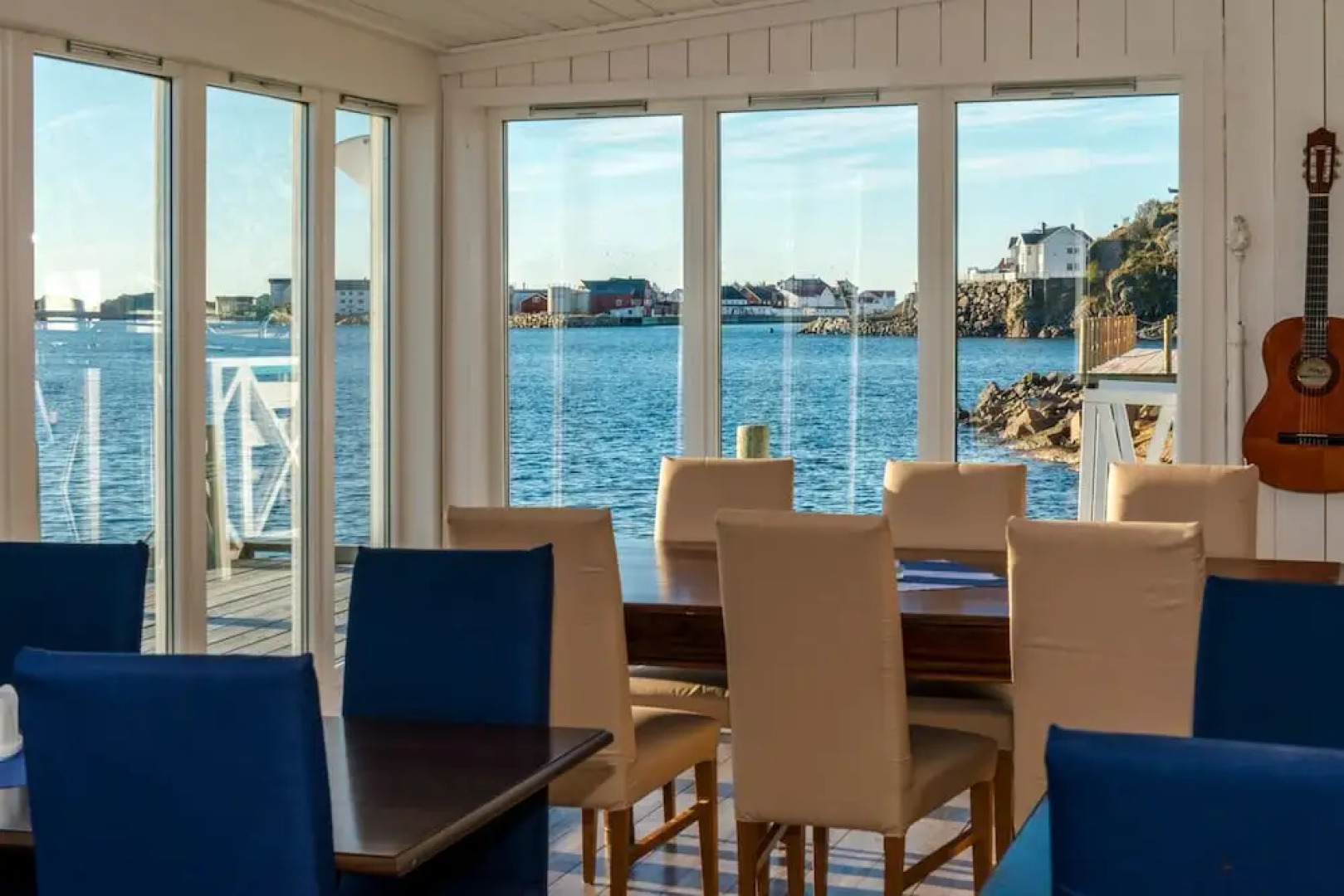 Fast Hotel Henningsvær