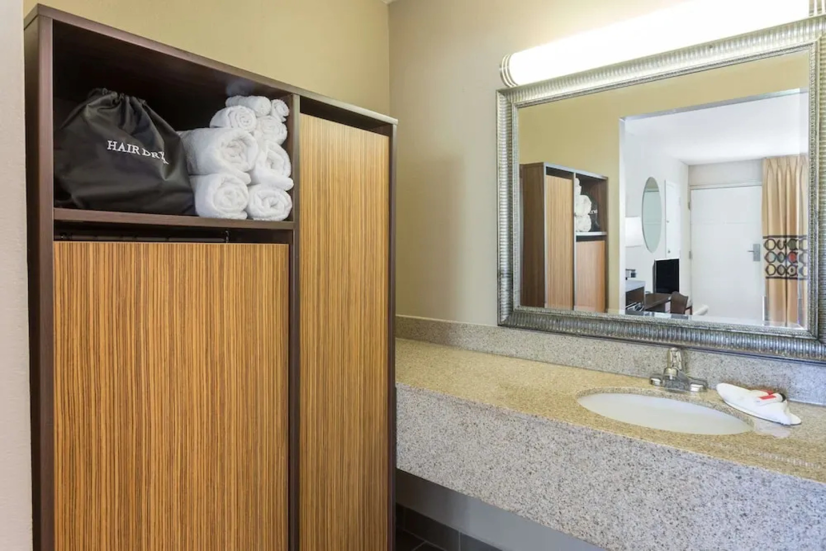 Days Inn Asheville Airport