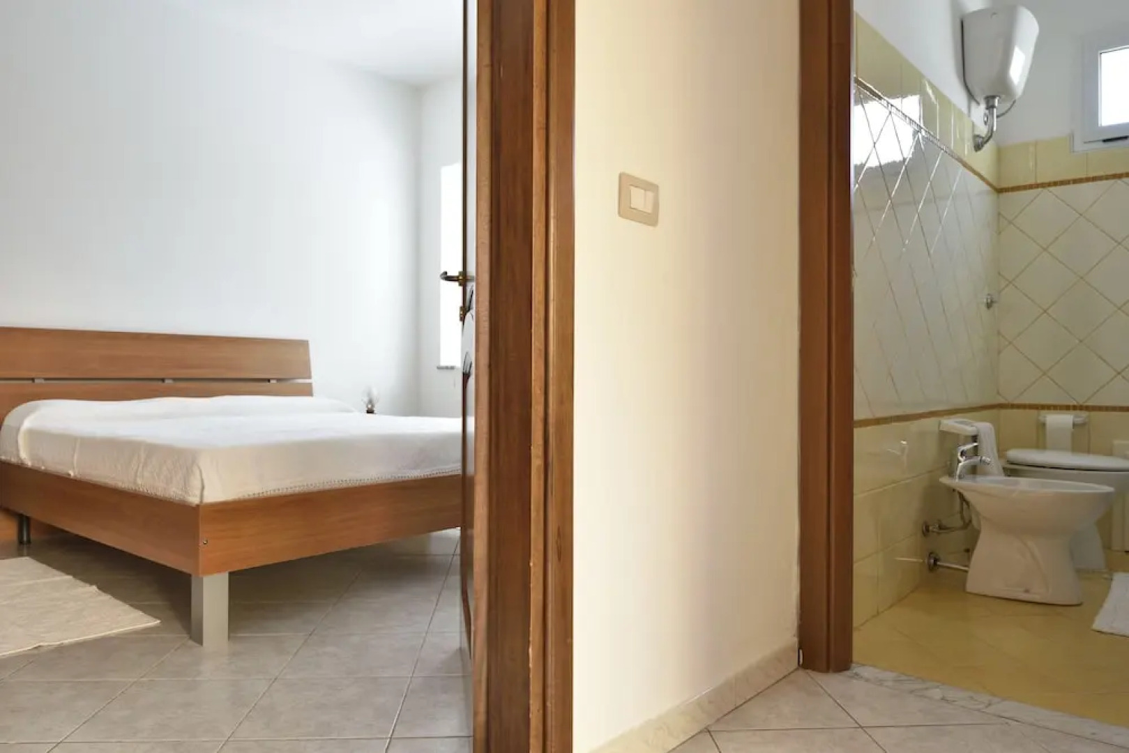 House With Garden and Barbecue 1 km From the Sea, 2 Bedrooms