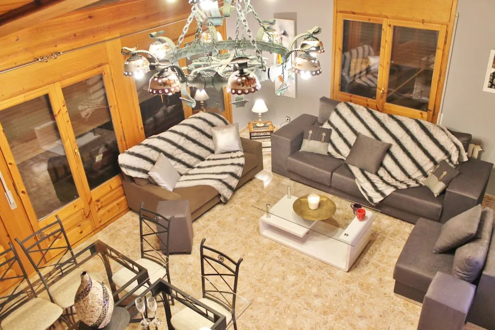 AMPG Erts Bed and Breakfast