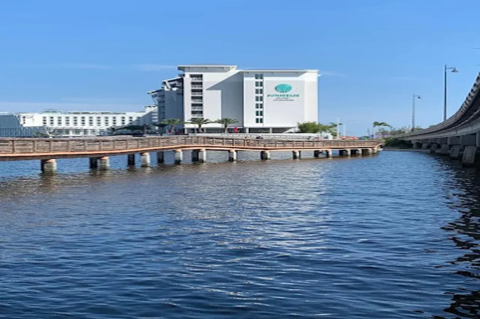 Sunseeker Resort Florida Gulf Coast, Curio Collection Hilton