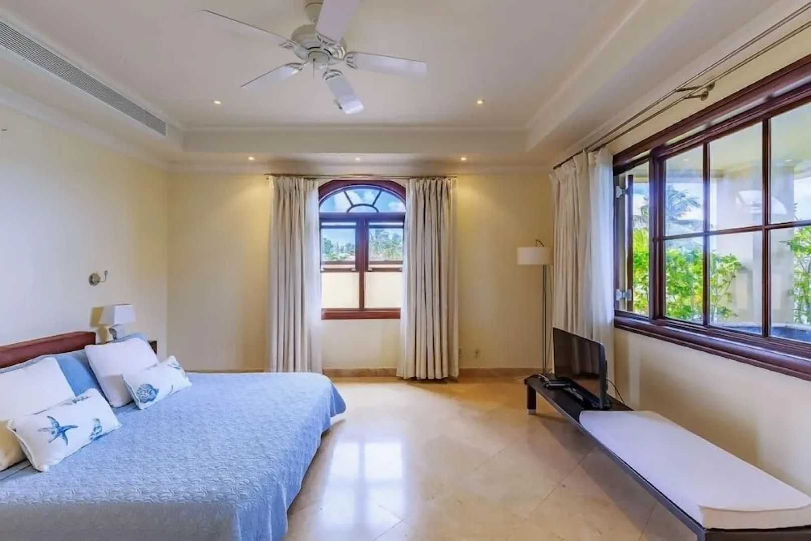 Sandy Cove 201 - Paradise