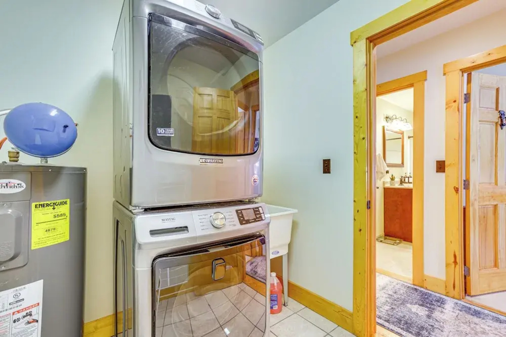 Hike, Ski & Raft: Terra Alta Cabin w/ Large Deck