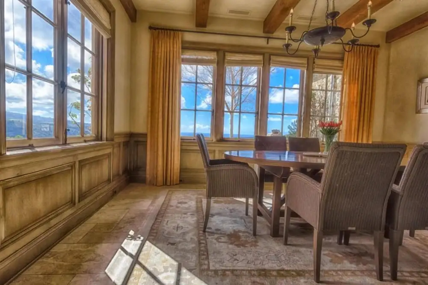 LX1 Chateau D' Renaitre Estate - Carmel-by-the-sea