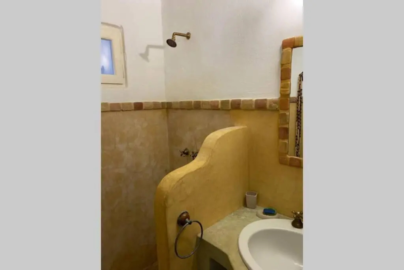 Diakofti Fishermen beachfront house