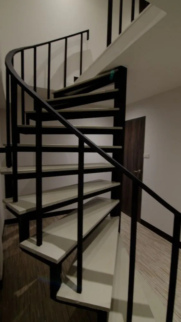 Sleep With Me Too Bangkok- BTS Phra Khanong