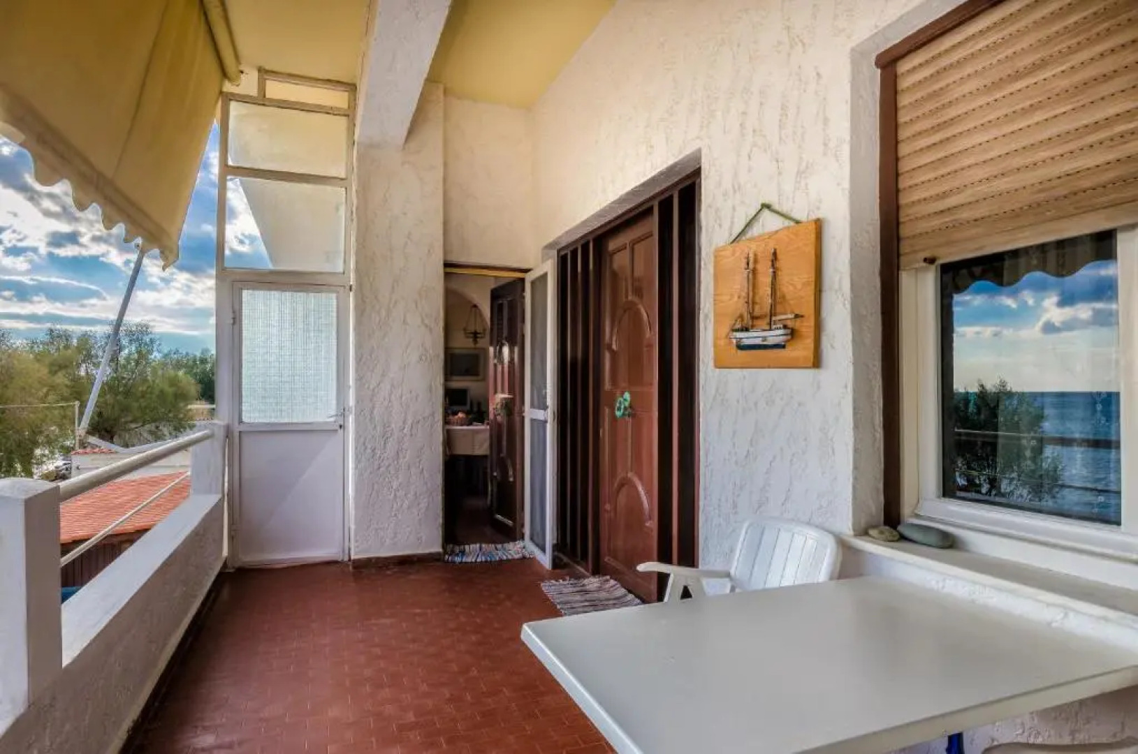 Cretan Ethereal House