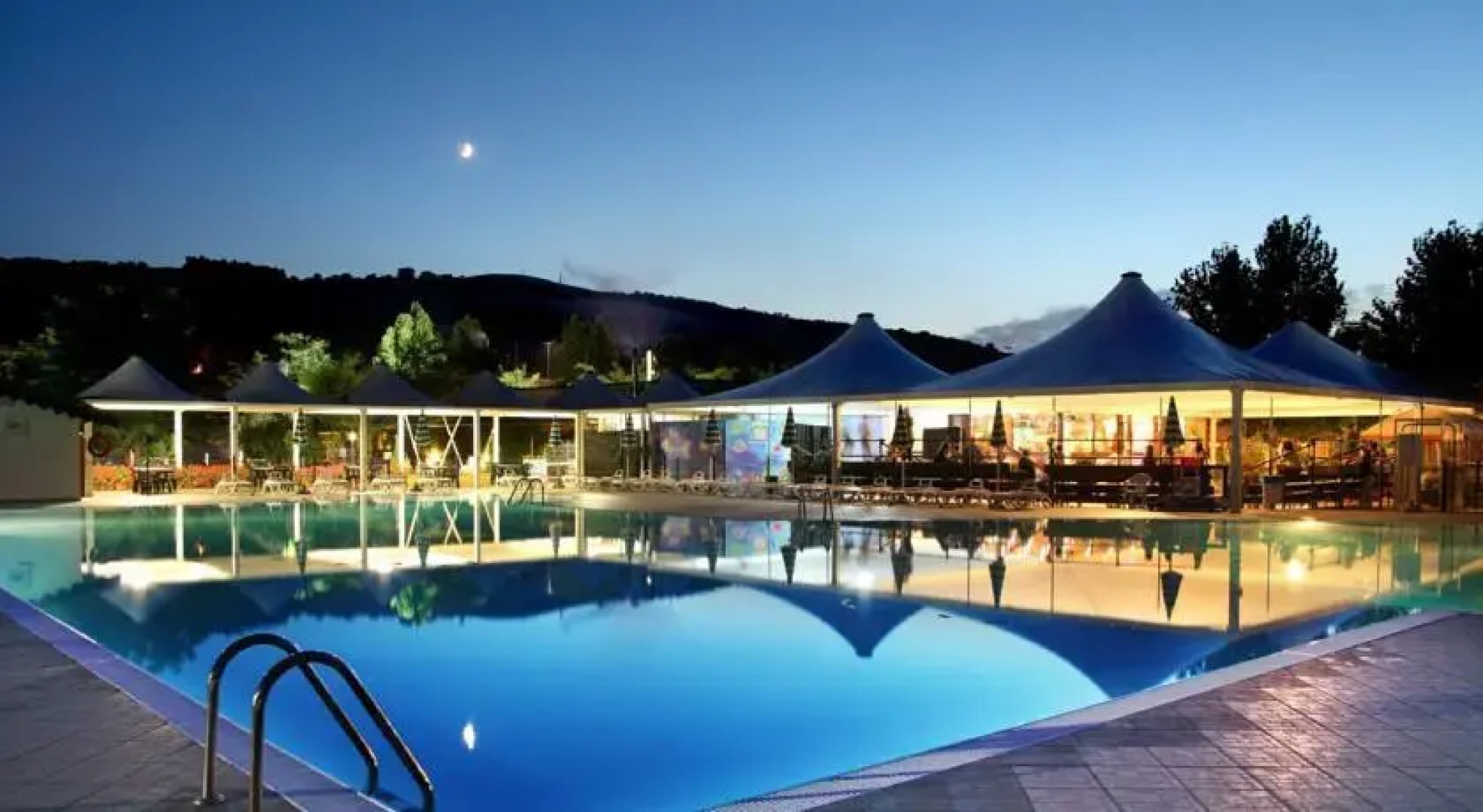 Pineto Beach Village & Camping