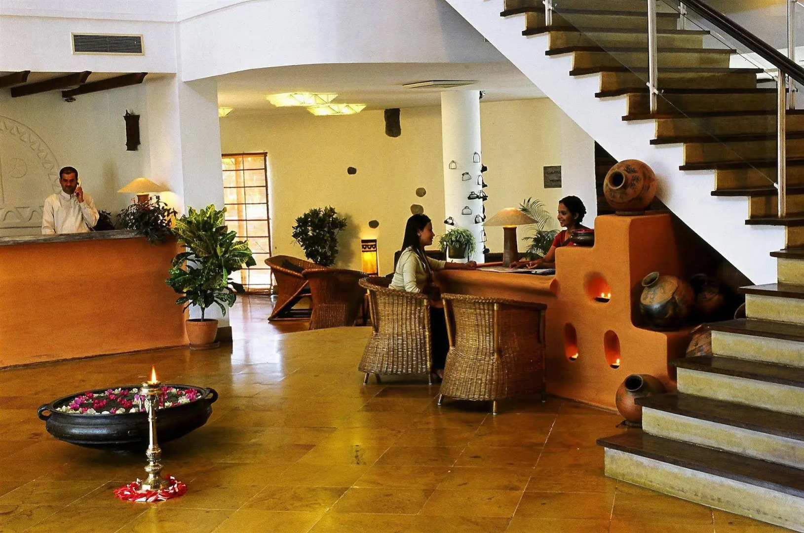 Shangri-La Village Resort