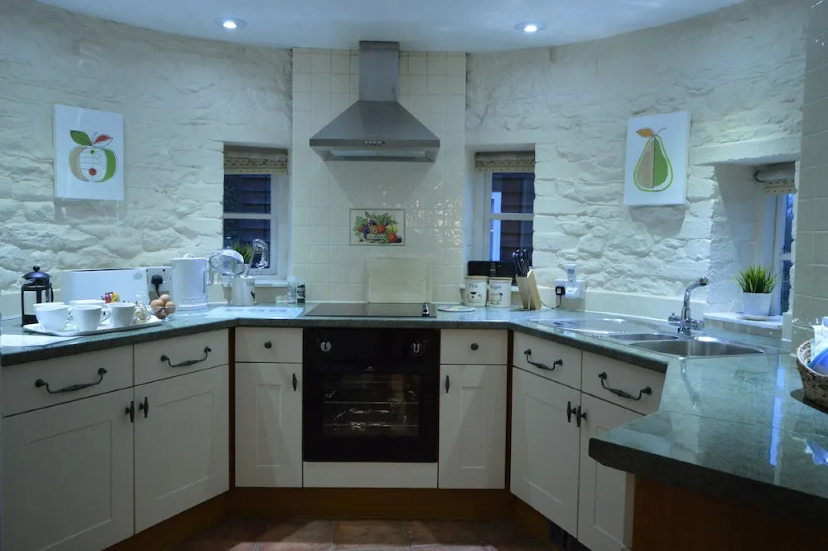 Whitewells Farm Cottages